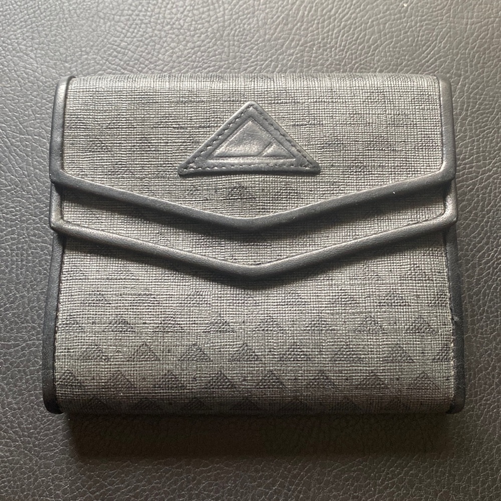 Vintage Liz Claiborne Black 90s Small Wallet with coin pouch